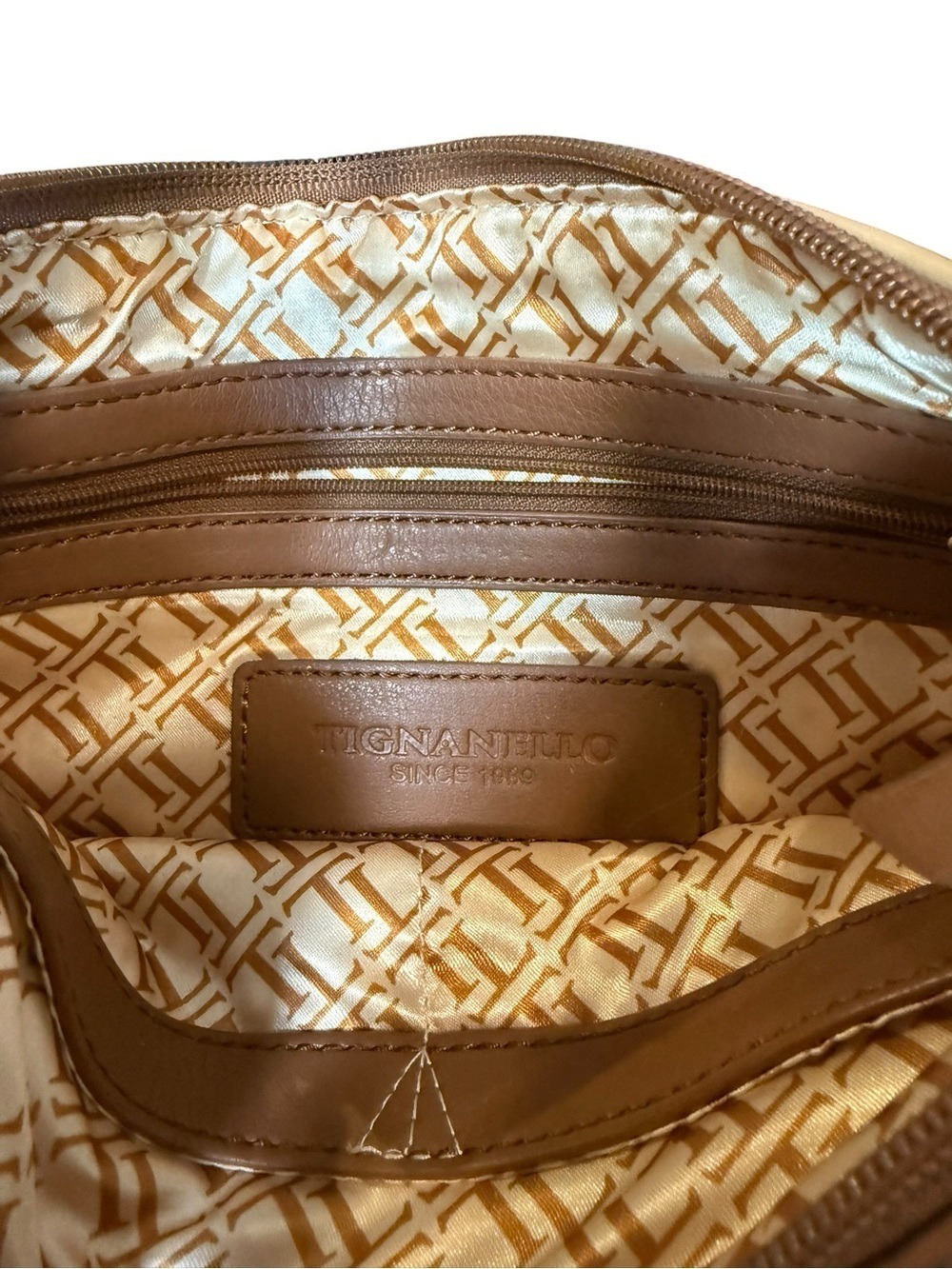 Tignanello Leather Crossbody Bag Tan Camel Gold Hardware Adjustable Strap - Picture 10 of 11